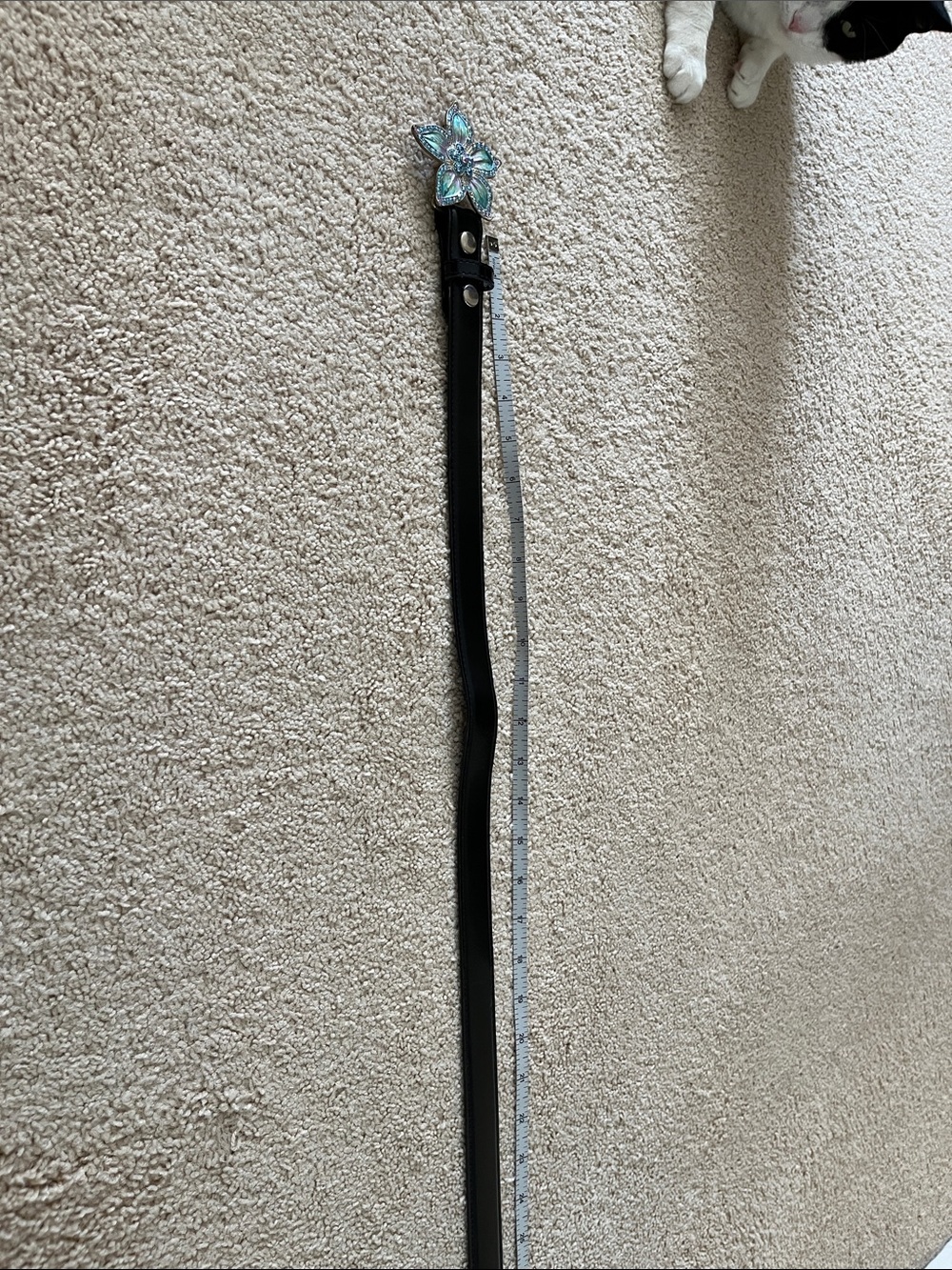 Dark brown leather belt 41”